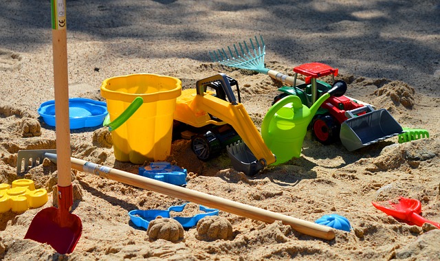 hračky na písku